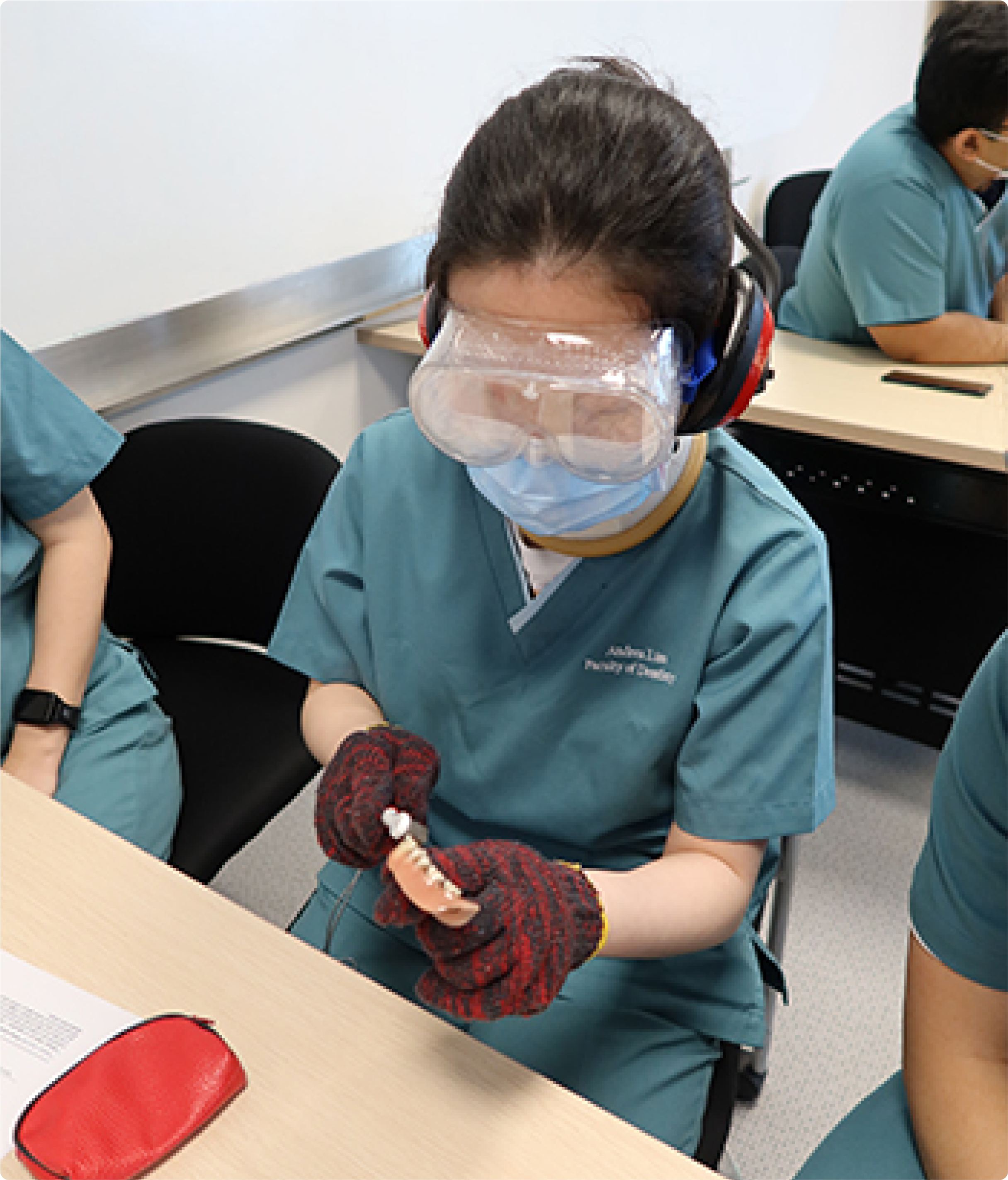 Equipping Future Generations of Dentists to Bring Smiles to Seniors