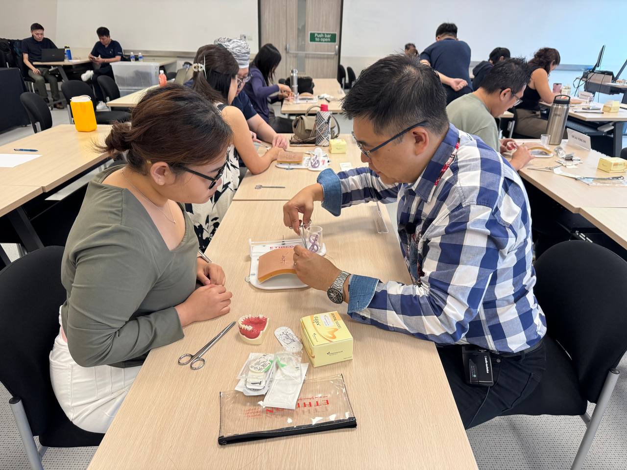 Mastering the Fundamentals: Flap Design & Suturing Workshop